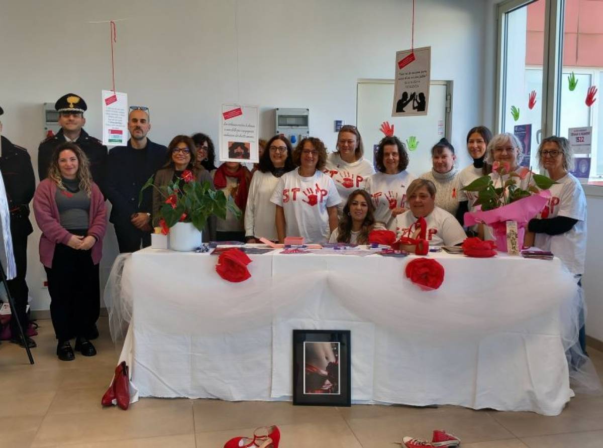 Dal Polo Sanitario alle strade del centro: Venaria Reale accende il 25 novembre contro abusi e femminicidio